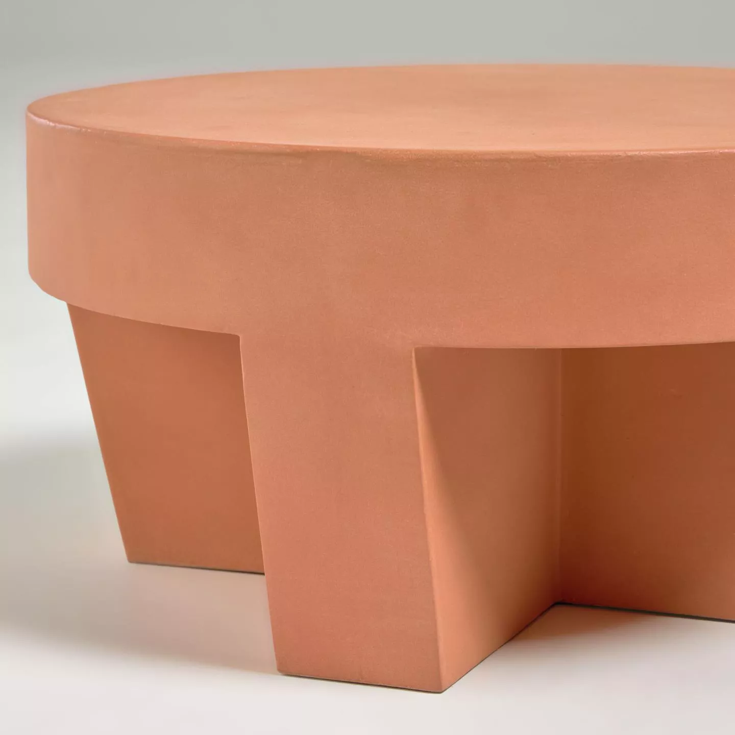 Кофейный столик La Forma Vilena из терракоты d 60 см