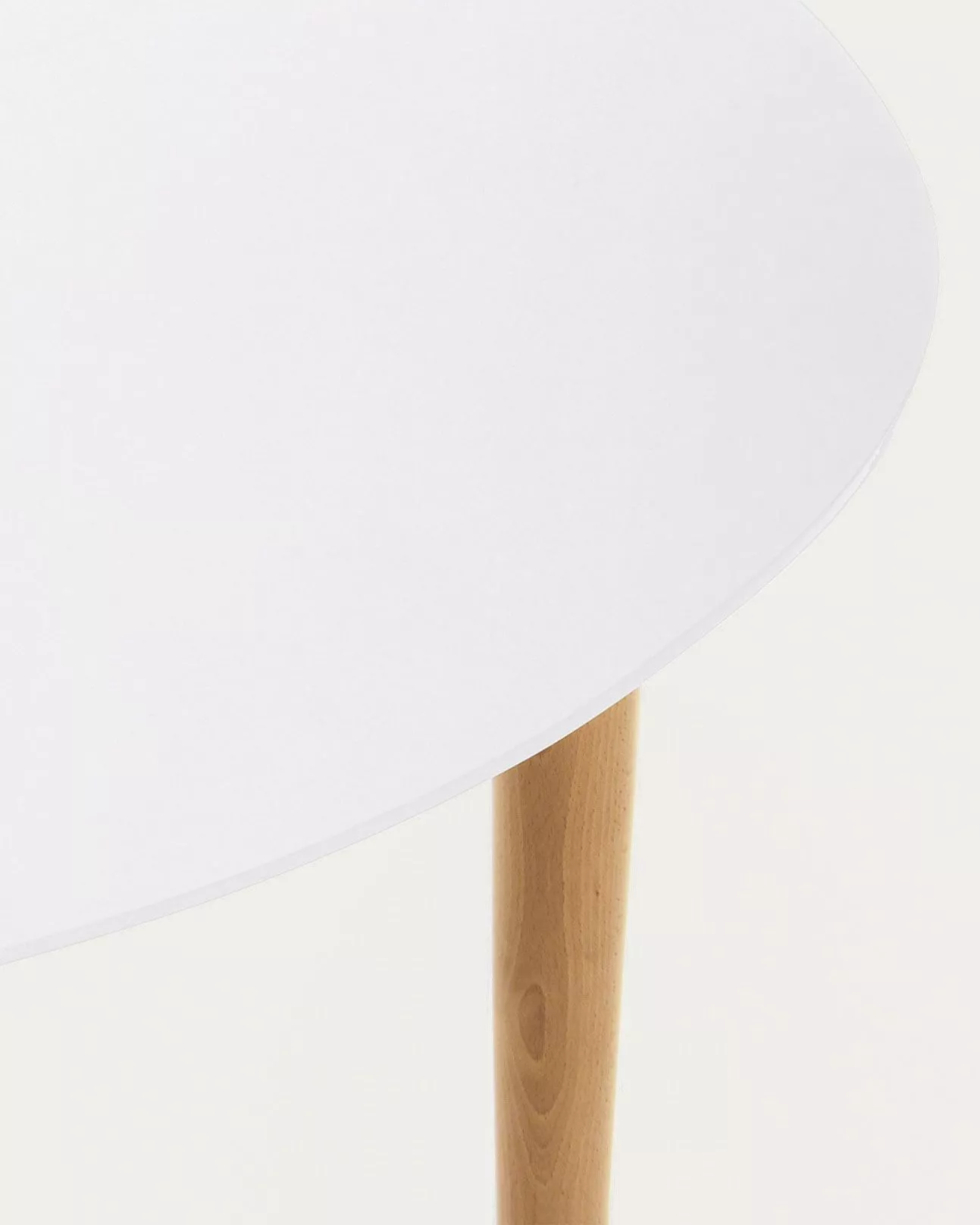Стол раздвижной La Forma Oqui белая столешница ножки из бука 90 х 90  см