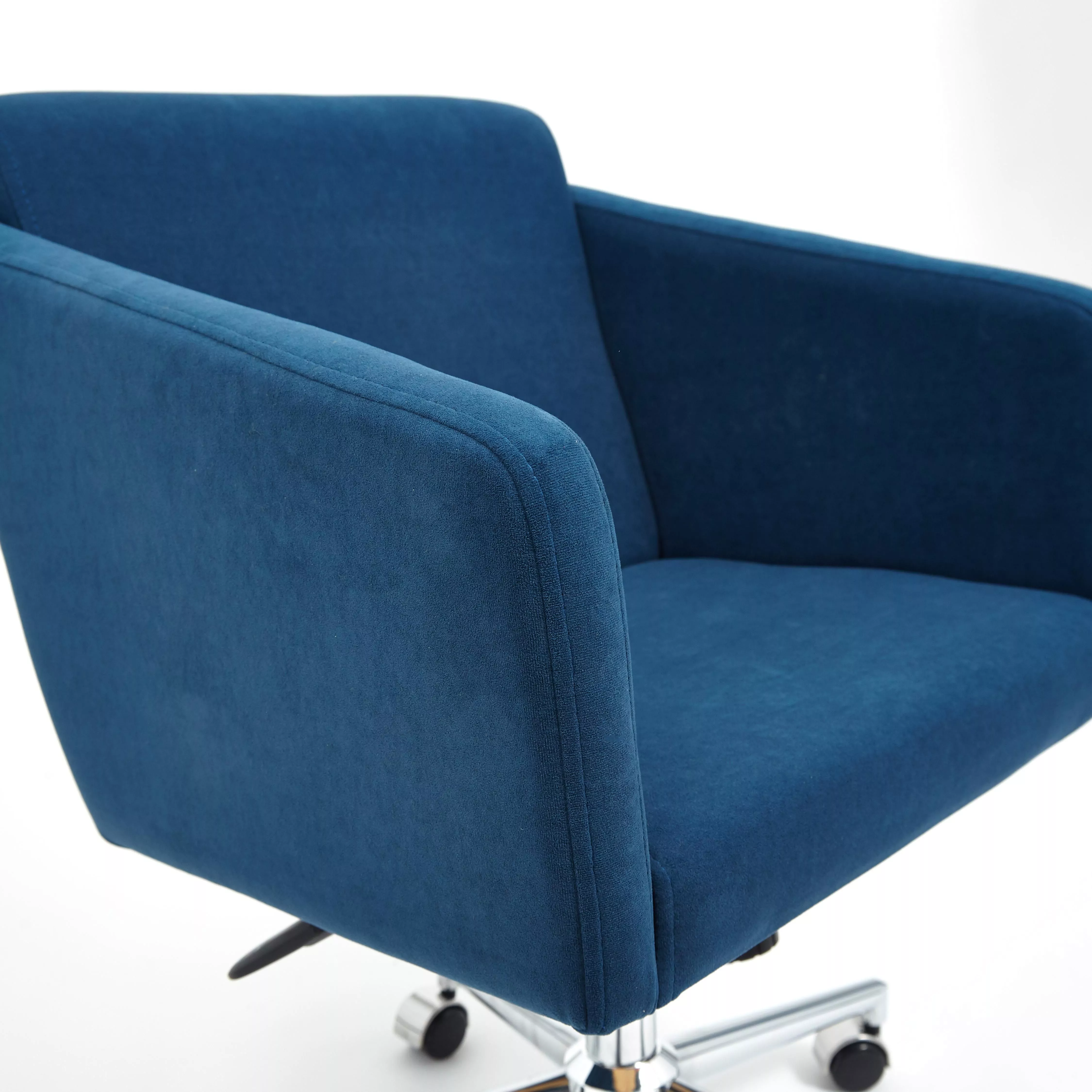 Кресло компьютерное MILAN хром синий флок
