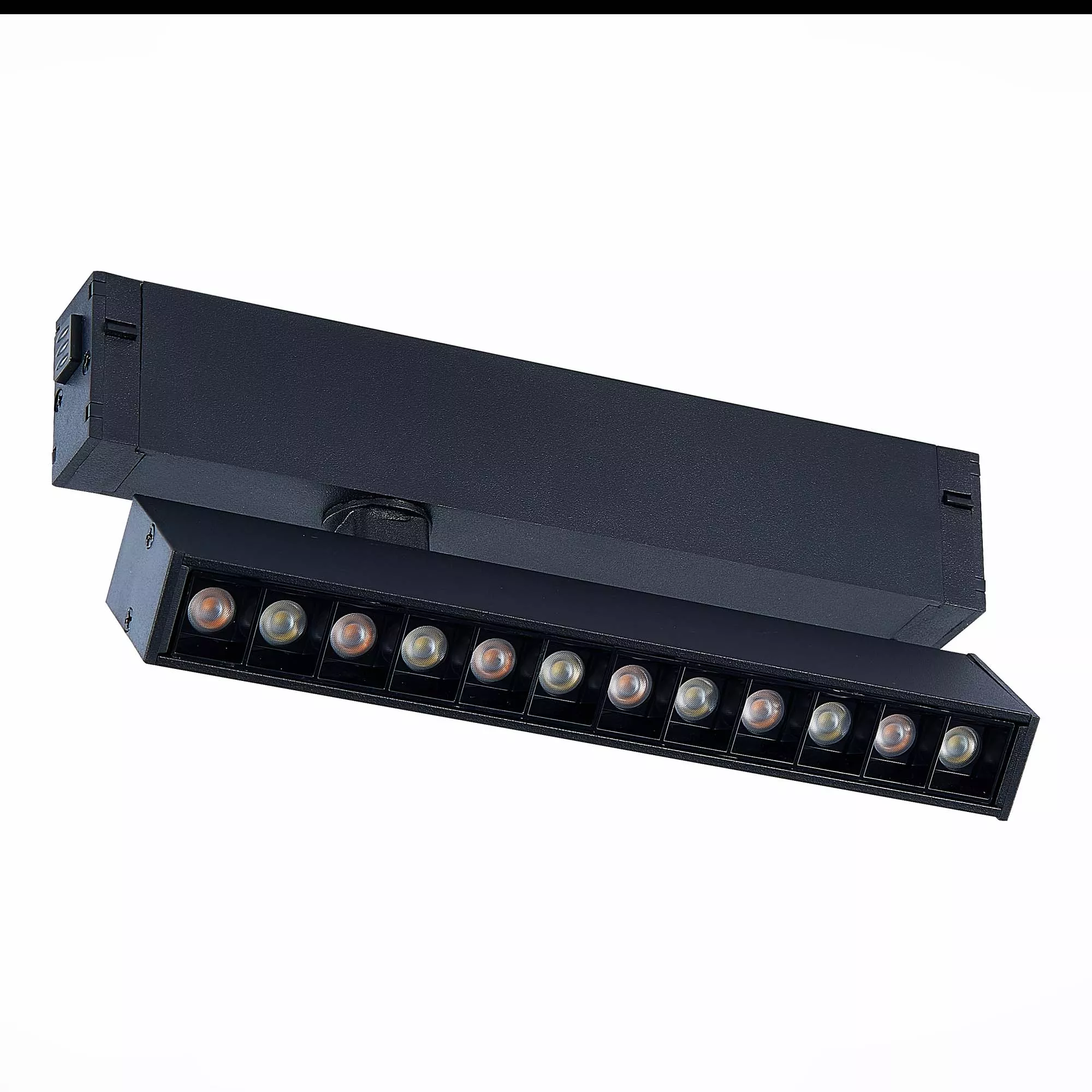 Трековый светильник для магнитного шинопровода 220V ST LUCE ST656 ST656.496.09