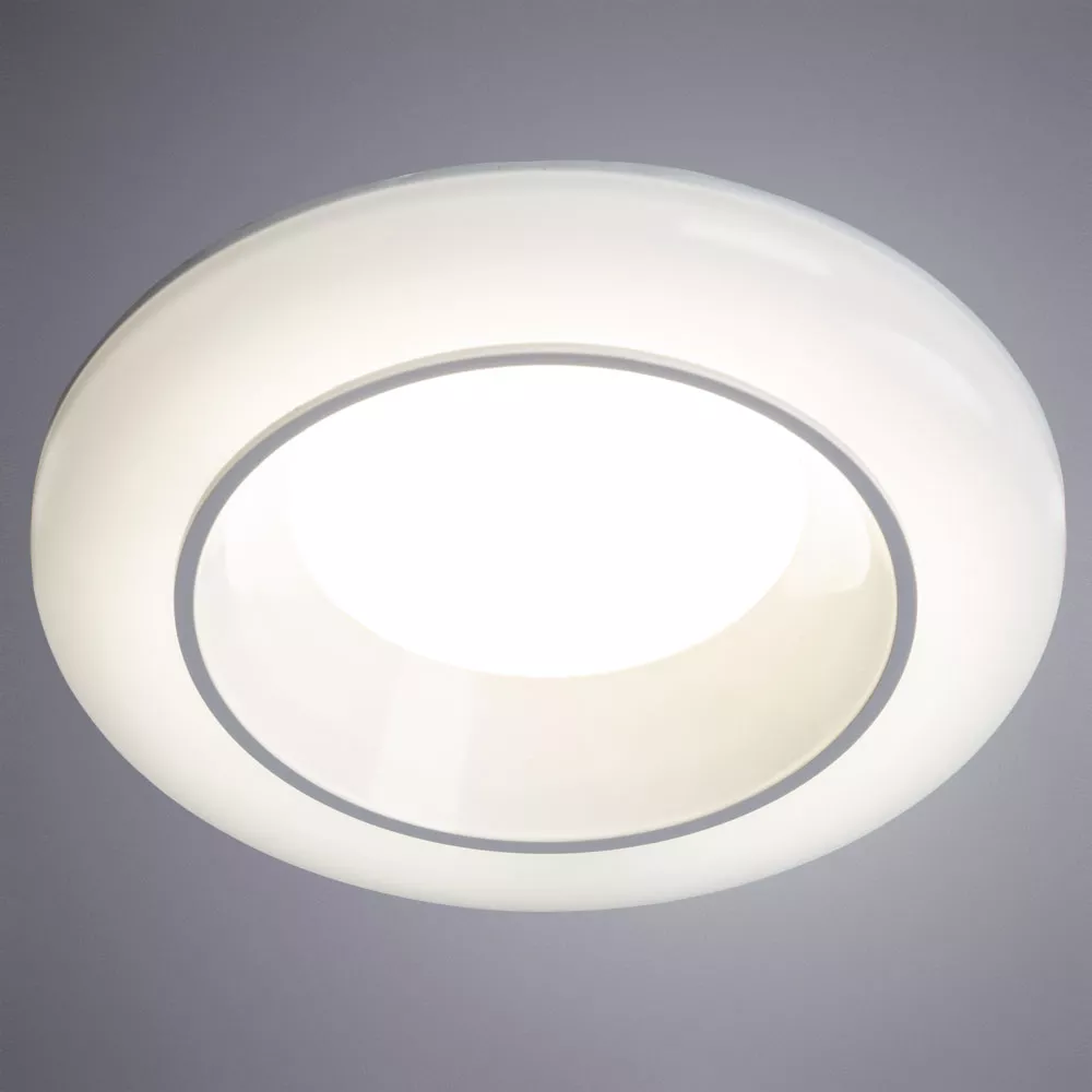 Точечный накладной светильник Arte Lamp ALIOTH A7992PL-1WH