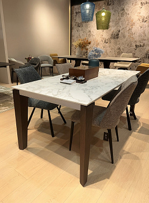 Стол ESMIR / ЭСМИР 180 MATTE ARABESCATO SOLID CERAMIC / АРАБЕСКАТО СОЛИД КЕРАМИК/ орех